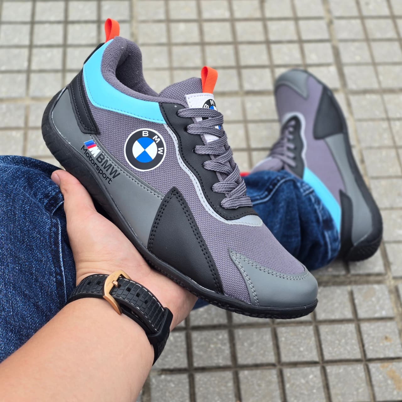F1 BMW + 3 PARES DE MEDIAS GRATIS