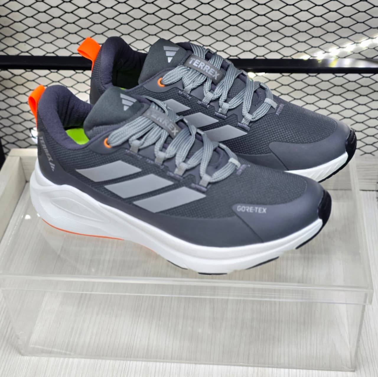 TERREX ADIDAS
